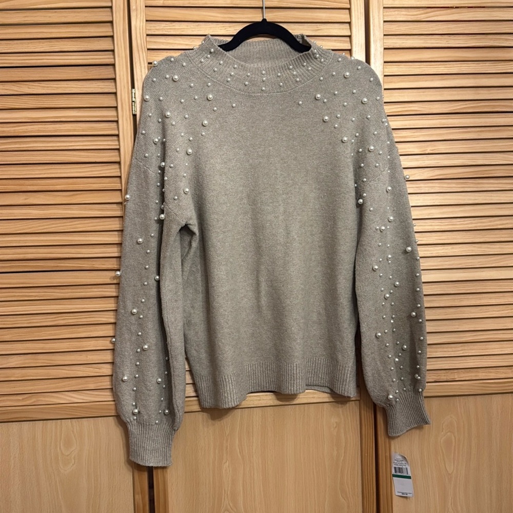 NWT STUDIO by JPR Pearl Cream Sweater